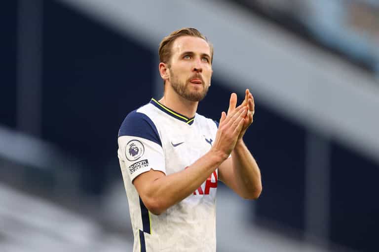 Gary Neville issues warning to Harry Kane over missing Spurs training Gary Neville issues warning to Harry Kane over missing Spurs training