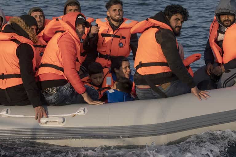 English Channel crossings pass 10,000 after new daily record reached English Channel crossings pass 10,000 after new daily record reached