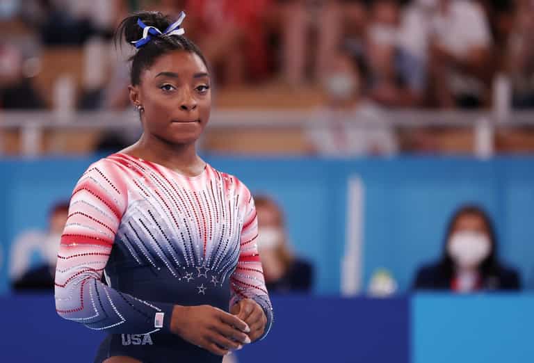 Simone Biles reveals family tragedy after Olympic bronze victory Simone Biles reveals family tragedy after Olympic bronze victory
