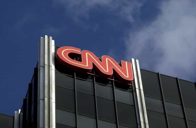 CNN fires three workers who turned up unvaccinated CNN fires three workers who turned up unvaccinated