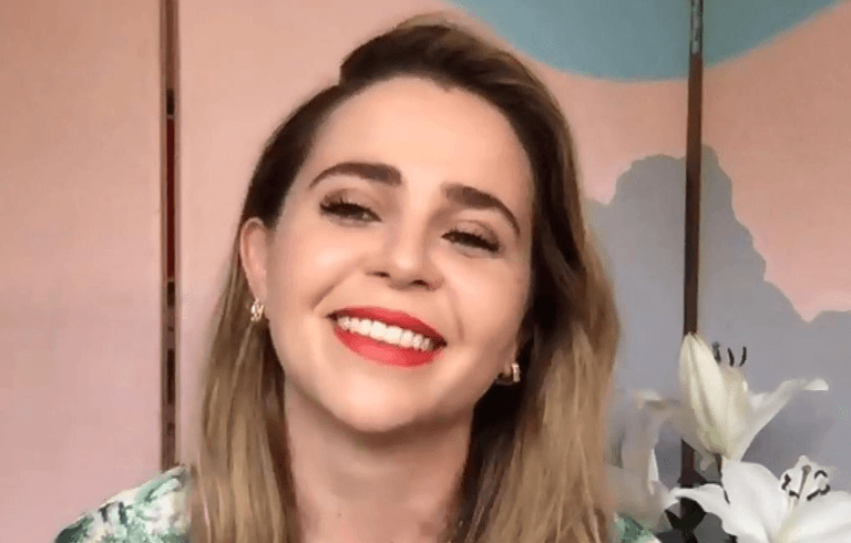 Disney star Mae Whitman comes out as pansexual Disney star Mae Whitman comes out as pansexual