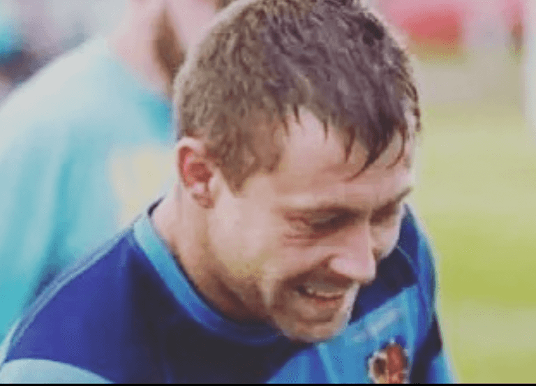 Rugby player Alex Evans dies during match aged 31 Rugby player Alex Evans dies during match aged 31