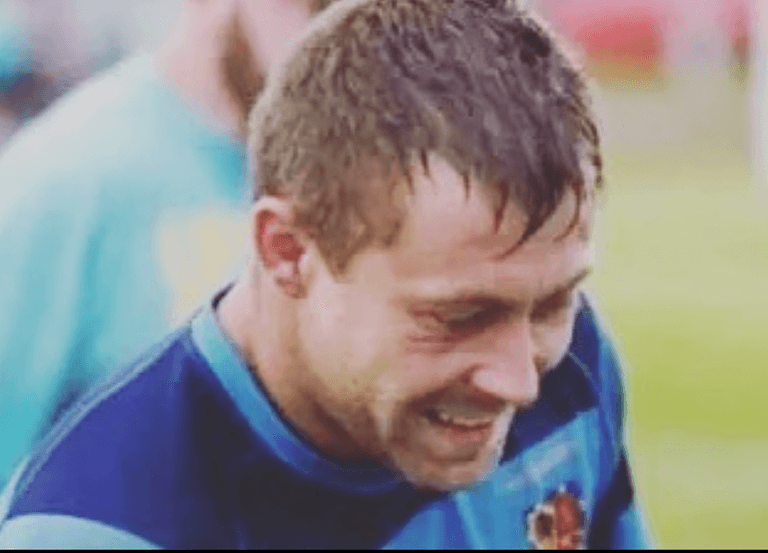 Rugby player Alex Evans dies during match aged 31 Rugby player Alex Evans dies during match aged 31
