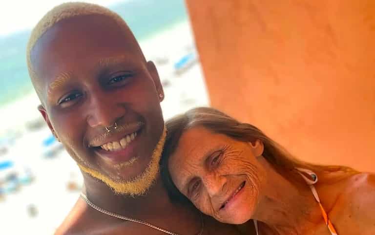Woman gets engaged to 24-year-old ‘toy boy’ despite huge age gap Woman gets engaged to 24-year-old ‘toy boy’ despite huge age gap