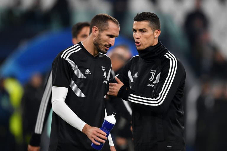 Giorgio Chiellini aims Dybala dig at Cristiano Ronaldo Giorgio Chiellini aims Dybala dig at Cristiano Ronaldo