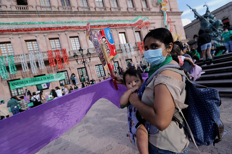 Mexico’s supreme court votes to decriminalise abortion Mexico’s supreme court votes to decriminalise abortion