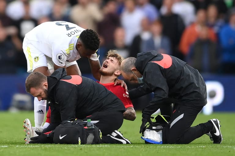 Harvey Elliott refuses to blame Pascal Struijk for horrific injury Harvey Elliott refuses to blame Pascal Struijk for horrific injury