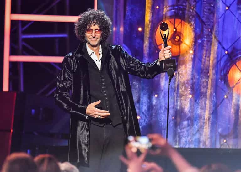 ‘You had the cure and wouldn’t take it’ Howard Stern says to anti-vaxxers ‘You had the cure and wouldn’t take it’ Howard Stern says to anti-vaxxers