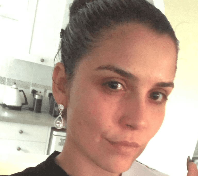Miss Great Britain contestant to compete make-up free Miss Great Britain contestant to compete make-up free