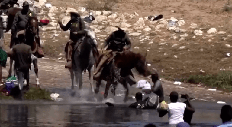 US Border Patrol use horse reins as whips to lash Haitian immigrants US Border Patrol use horse reins as whips to lash Haitian immigrants