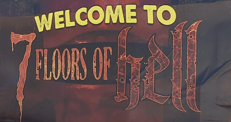 Haunted house actor stabs 11-year-old with real knife Haunted house actor stabs 11-year-old with real knife
