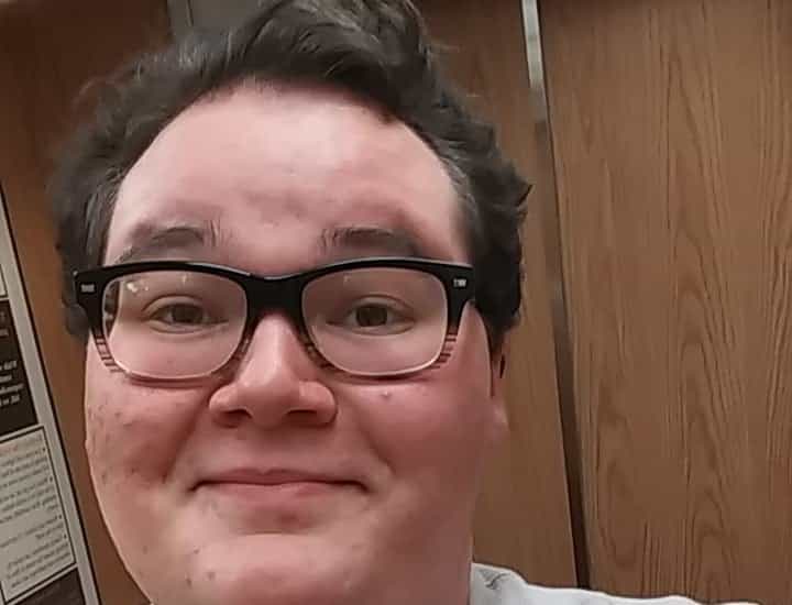 Teacher quits after parents claimed he would ‘teach children to be gay’ Teacher quits after parents claimed he would ‘teach children to be gay’