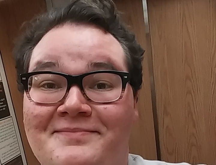 Teacher quits after parents claimed he would ‘teach children to be gay’ Teacher quits after parents claimed he would ‘teach children to be gay’