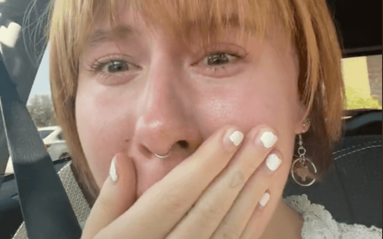 Woman sobs after £215 haircut that leaves her looking ‘like a Karen’ Woman sobs after £215 haircut that leaves her looking ‘like a Karen’