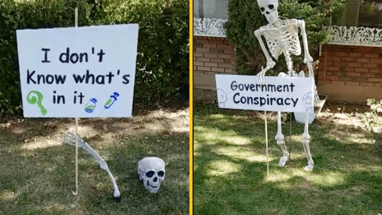 TikToker destroys anti-vaxxers with hilarious Halloween gag TikToker destroys anti-vaxxers with hilarious Halloween gag