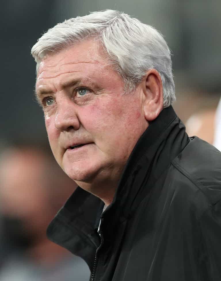 Steve Bruce hits back at journalist during press conference after question about his future Steve Bruce hits back at journalist during press conference after question about his future