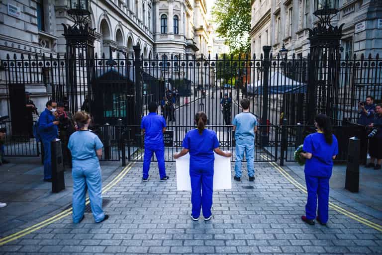 NHS doctor facing deportation because ‘she can’t speak English’ NHS doctor facing deportation because ‘she can’t speak English’