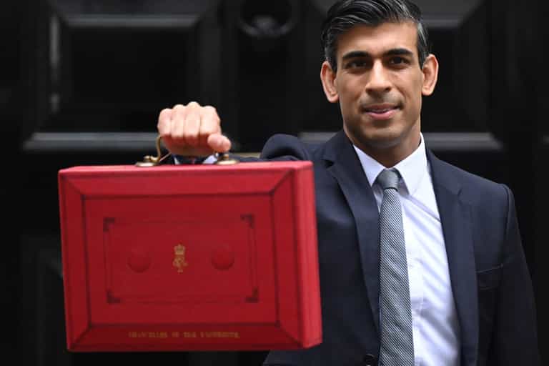 Tory Budget: Chancellor confirms minimum wage and public sector pay set to rise Tory Budget: Chancellor confirms minimum wage and public sector pay set to rise
