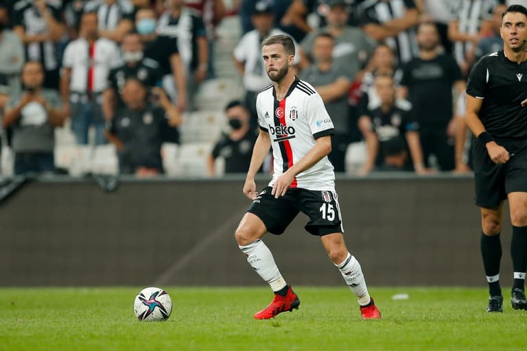 Miralem Pjanić rubs salt in the wounds after Koeman sacking Miralem Pjanić rubs salt in the wounds after Koeman sacking