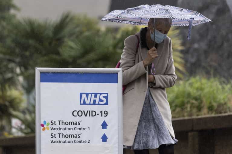 Downing Street issues winter warning as daily Covid cases near 50,000 Downing Street issues winter warning as daily Covid cases near 50,000