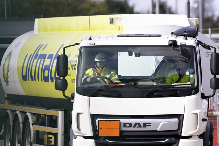 Boris Johnson confirms just 127 people have applied for Christmas lorry driver visas Boris Johnson confirms just 127 people have applied for Christmas lorry driver visas