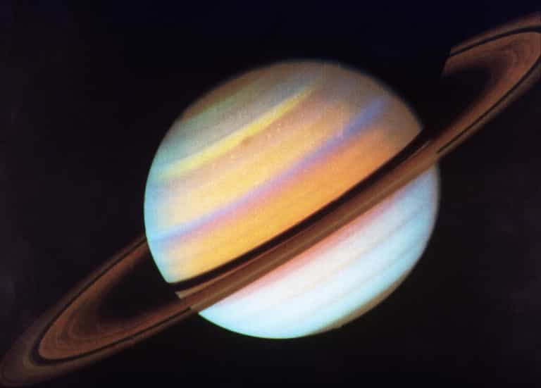 Saturn is losing its rings, much faster than experts thought Saturn is losing its rings, much faster than experts thought