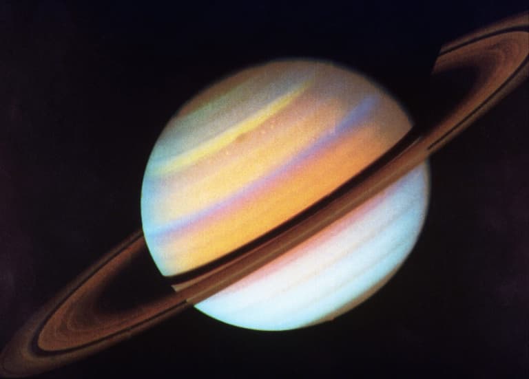 Saturn is losing its rings, much faster than experts thought Saturn is losing its rings, much faster than experts thought