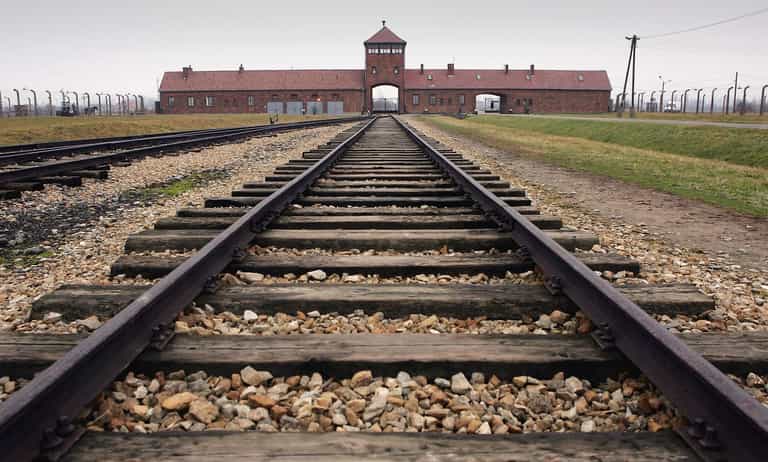 Anti-Semitic graffiti found at Auschwitz death camp Anti-Semitic graffiti found at Auschwitz death camp