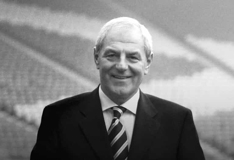 Former Rangers manager Walter Smith dies aged 73 Former Rangers manager Walter Smith dies aged 73