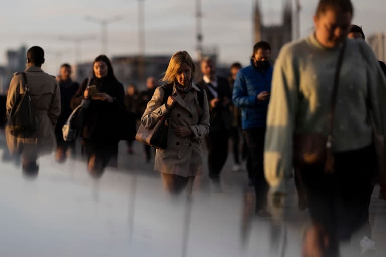 Top five covid UK hotspots revealed as cases spike by nearly 37,000 Top five covid UK hotspots revealed as cases spike by nearly 37,000