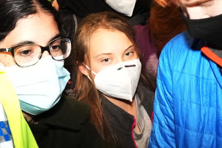 Greta Thunberg mobbed by supporters at COP26 Greta Thunberg mobbed by supporters at COP26