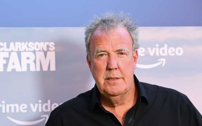 Jeremy Clarkson suffers ‘smashed testicles’ after cow attacks him on farm Jeremy Clarkson suffers ‘smashed testicles’ after cow attacks him on farm