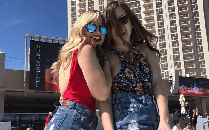 Woman almost dies after high-cut jeans give her a wedgie Woman almost dies after high-cut jeans give her a wedgie