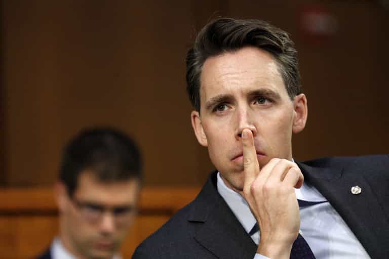 Republican Josh Hawley worries feminism has driven men to ‘porn and video games’ Republican Josh Hawley worries feminism has driven men to ‘porn and video games’