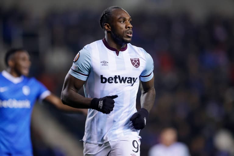 West Ham pay £100K to fly Michail Antonio home in private jet West Ham pay £100K to fly Michail Antonio home in private jet