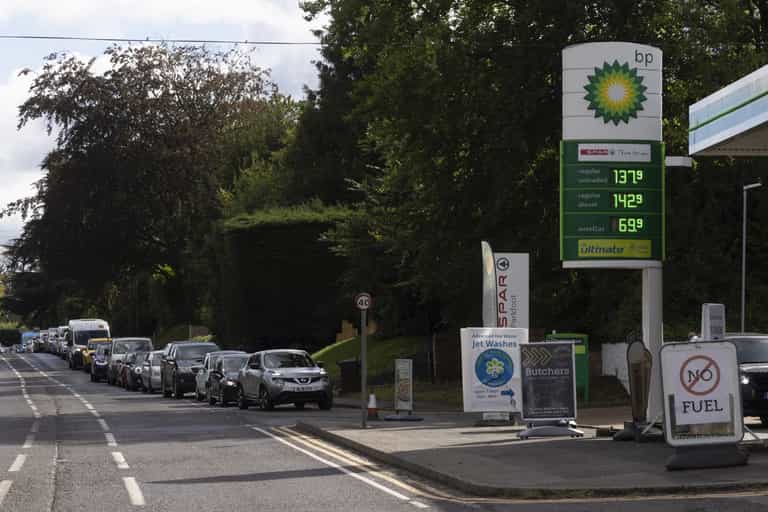 Warning as new E10 fuel could hit wallet of every petrol driver in UK Warning as new E10 fuel could hit wallet of every petrol driver in UK