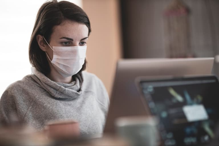 Full list of places to wear a face mask to avoid fine in England Full list of places to wear a face mask to avoid fine in England