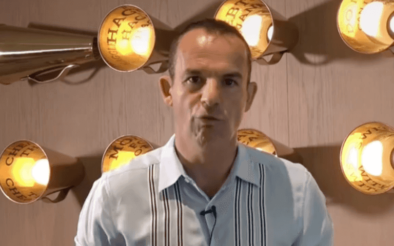 Martin Lewis offers stern advice to Bulb customers after company goes into administration Martin Lewis offers stern advice to Bulb customers after company goes into administration