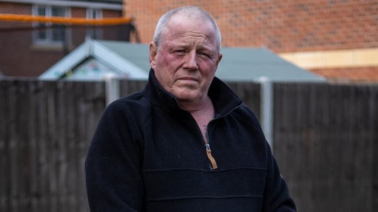Terminally ill man arrested for mooning speed camera to tick off his bucket list Terminally ill man arrested for mooning speed camera to tick off his bucket list