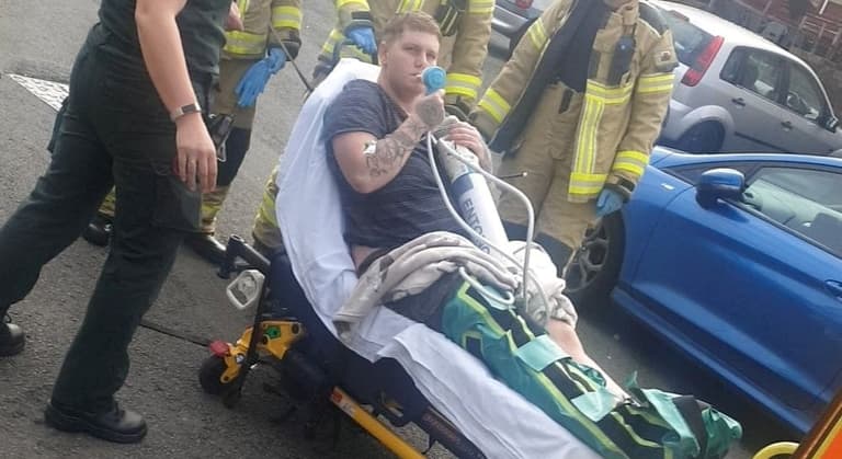 Man who offered to do housework for the first time falls down stairs and breaks leg Man who offered to do housework for the first time falls down stairs and breaks leg