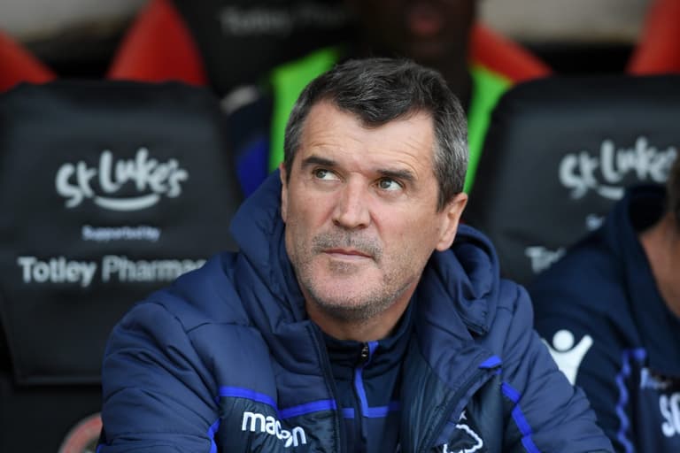 Sir Rod Stewart calls Roy Keane a ‘bully’ following row with Jamie Carragher Sir Rod Stewart calls Roy Keane a ‘bully’ following row with Jamie Carragher
