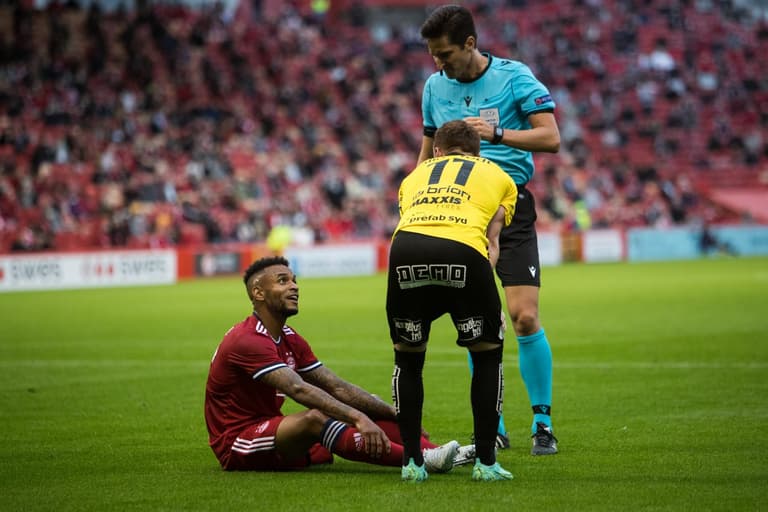 Aberdeen’s Funso Ojo charged over ‘assault’ on Dundee United fan Aberdeen’s Funso Ojo charged over ‘assault’ on Dundee United fan