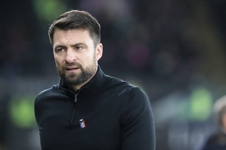 Swansea manager Russell Martin says he is ‘pro choice, not anti-vaccine’ Swansea manager Russell Martin says he is ‘pro choice, not anti-vaccine’