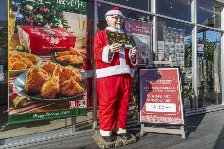 It’s tradition to eat KFC on Christmas in Japan It’s tradition to eat KFC on Christmas in Japan