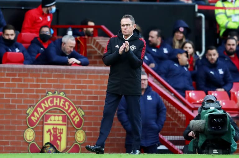 Wan-Bissaka and Shaw have a ‘hell of a job’ getting in Rangnick’s team, claims Ferdinand Wan-Bissaka and Shaw have a ‘hell of a job’ getting in Rangnick’s team, claims Ferdinand