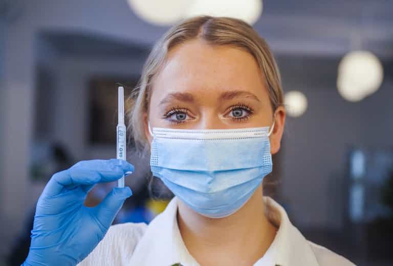 Most common first Omicron symptom reportedly found in 90 per cent of new cases Most common first Omicron symptom reportedly found in 90 per cent of new cases