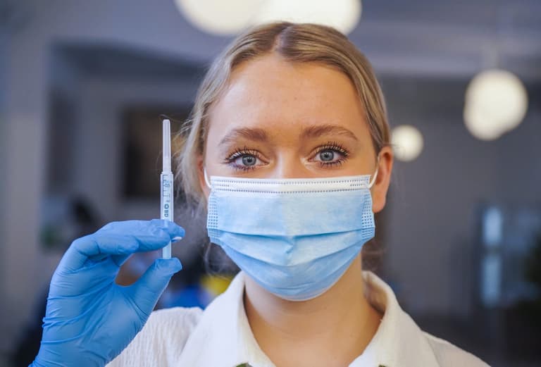 Most common first Omicron symptom reportedly found in 90 per cent of new cases Most common first Omicron symptom reportedly found in 90 per cent of new cases
