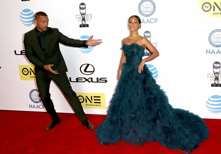 Petition to stop interviewing Will and Jada Smith has hit 15,000 signatures Petition to stop interviewing Will and Jada Smith has hit 15,000 signatures