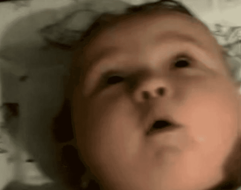Mum records baby saying ‘alright bruv’ as his first words Mum records baby saying ‘alright bruv’ as his first words