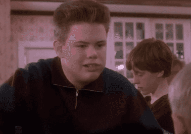 ‘This is how you die’ – Home Alone star arrested over charges of allegedly strangling girlfriend ‘This is how you die’ – Home Alone star arrested over charges of allegedly strangling girlfriend